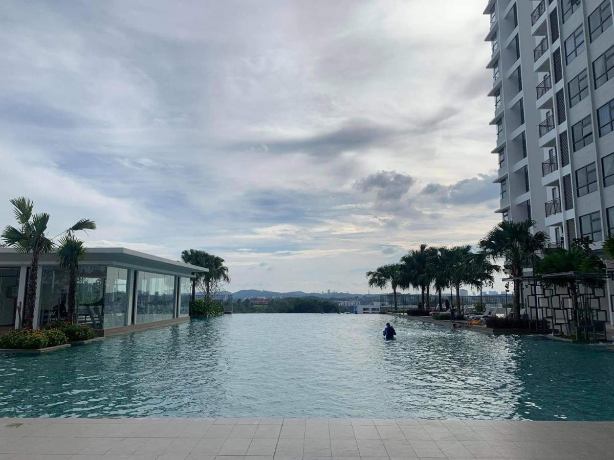 Mmg D'Tiara Homestay Kajang Kültér fotó